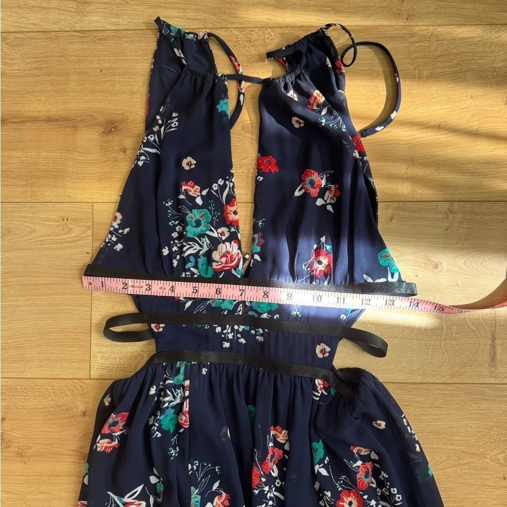 Express Floral Halter Maxi Dress - Picture 4 of 4